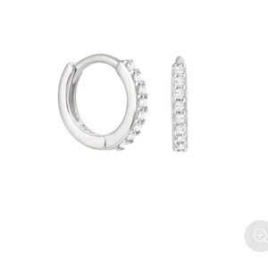 Huggie earrings in sterling silver with clear CZ